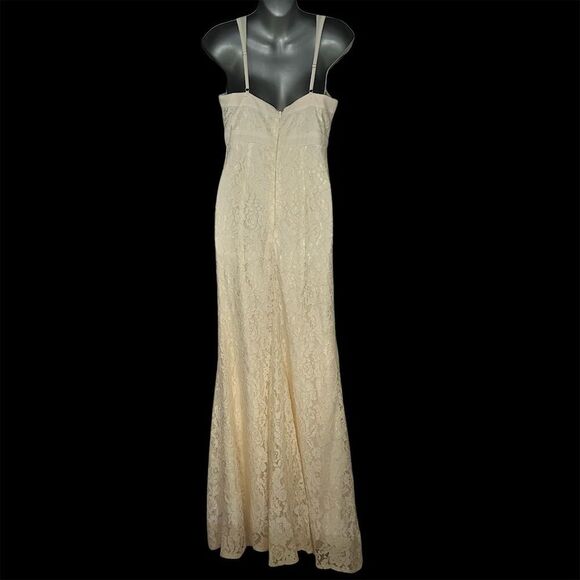 Lulus Women's Ivory Lace Maxi Dress Size M Formal Sleeveless V-Neck - Picture 3 of 7